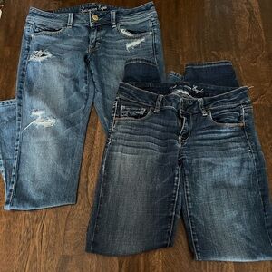 American Eagle Outfitters Women's Distressed Blue Jeans Pair